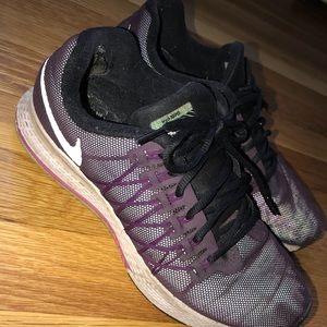 Nike Zoom Sneakers